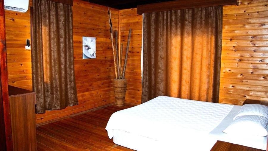 Zambak Holiday Village & Restaurant Superb Seafront Location ! Agios Georgios  Exterior photo